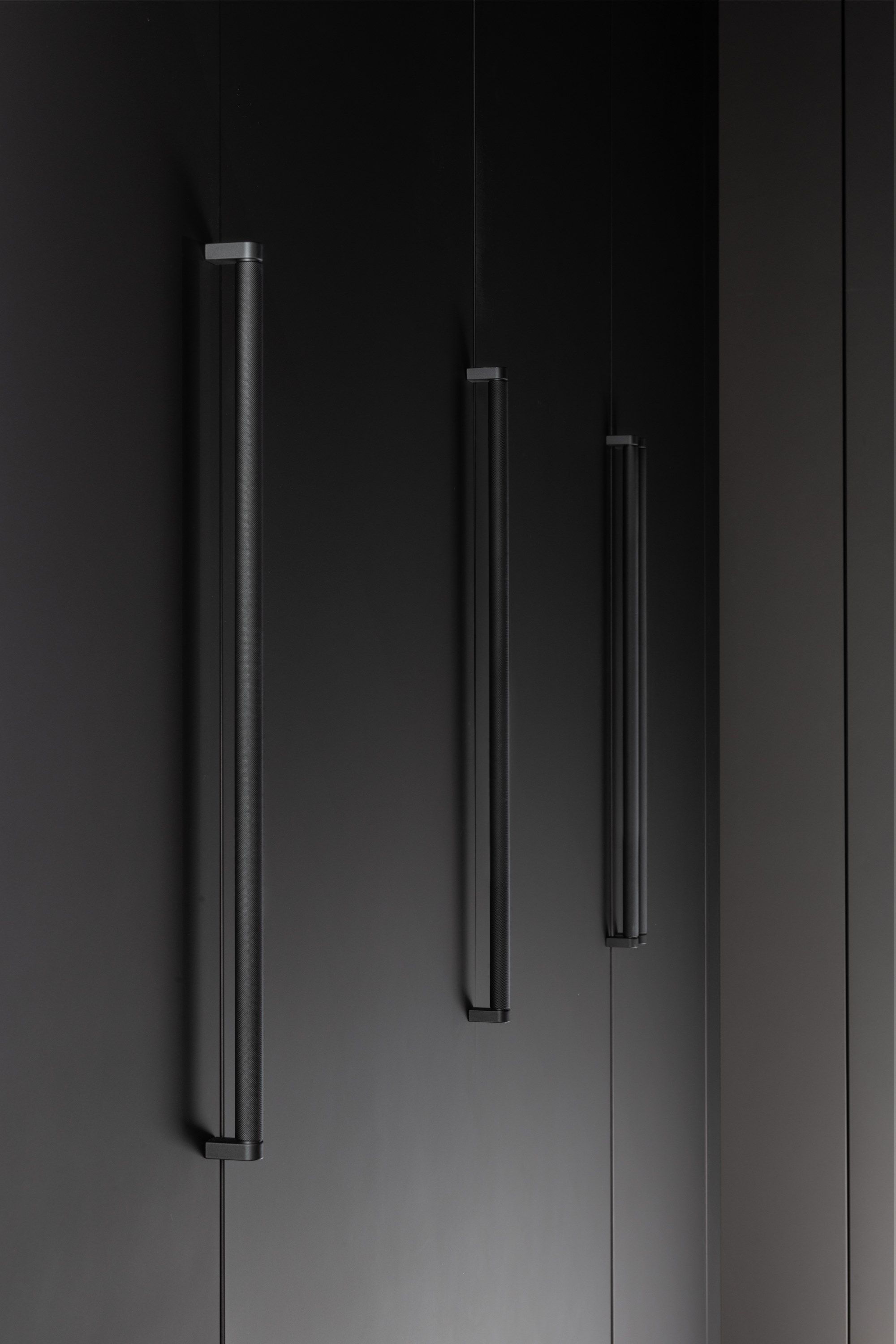 Встроенная кухня Dekton® с островом Floritelli Cucine ARCH-00067210 - Вид №9