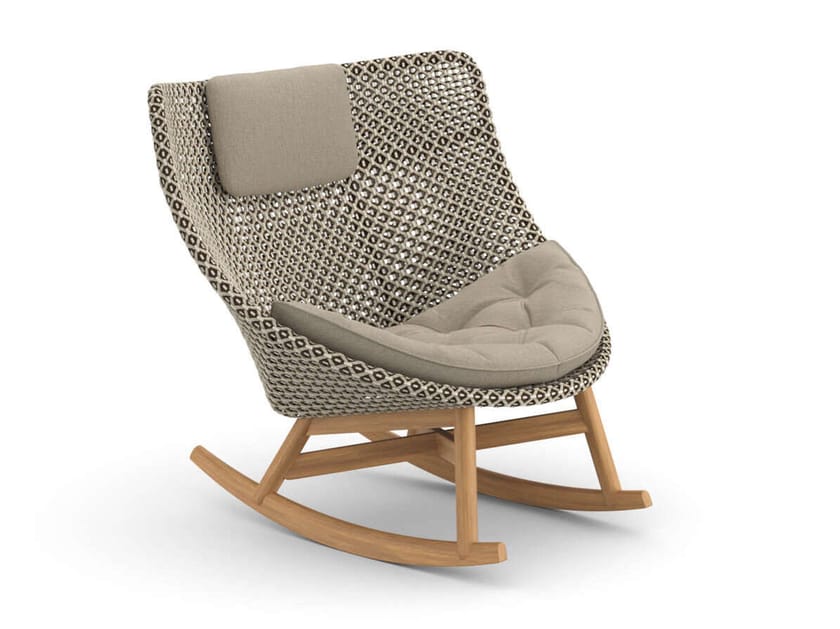 Кресло-качалка из синтетического волокна с высокой спинкой DEDON MBRACE ARCH-00128709