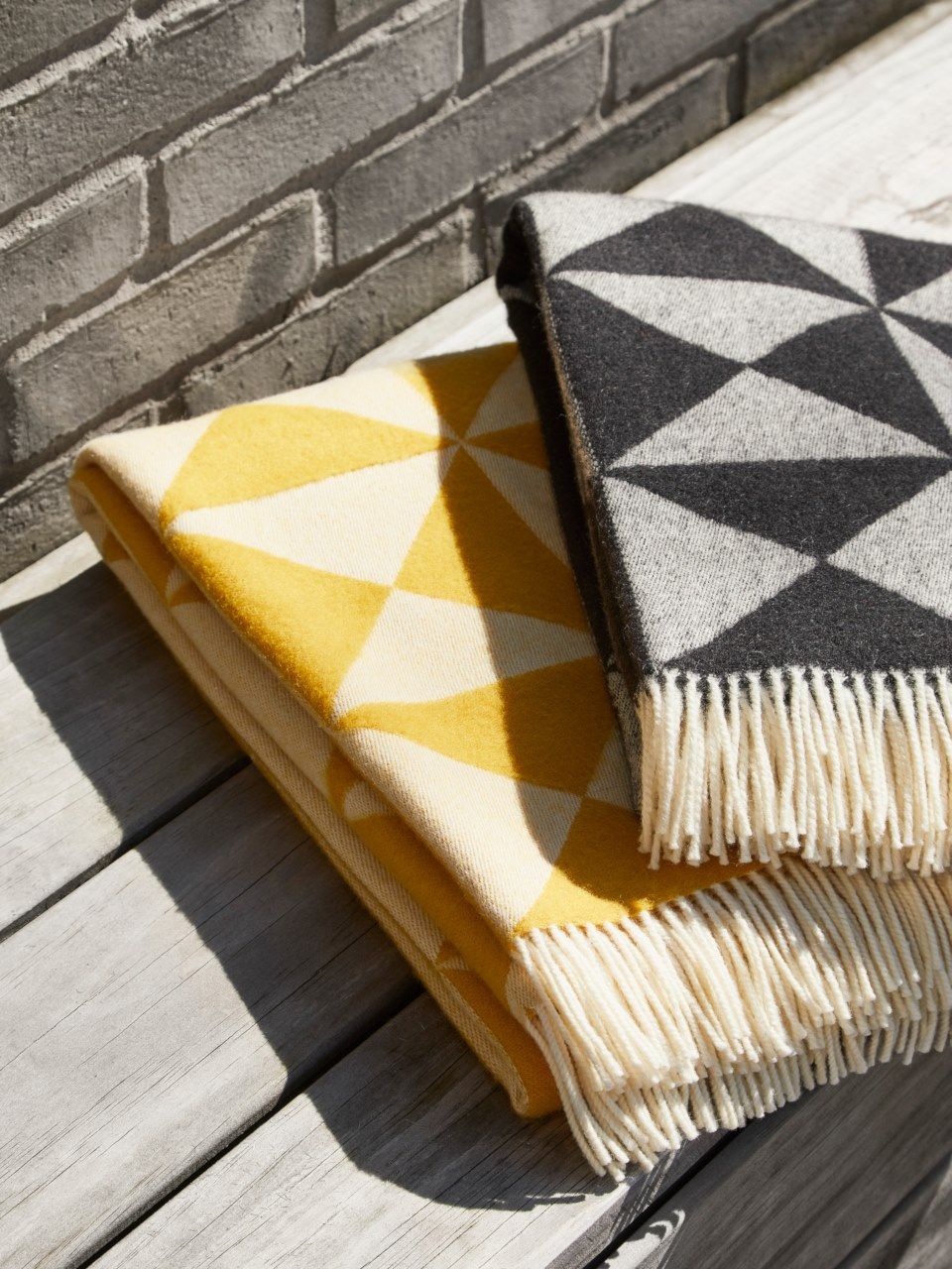 Шерстяной плед с графическим рисунком VERPAN ARCH-00082404 - Вид №2