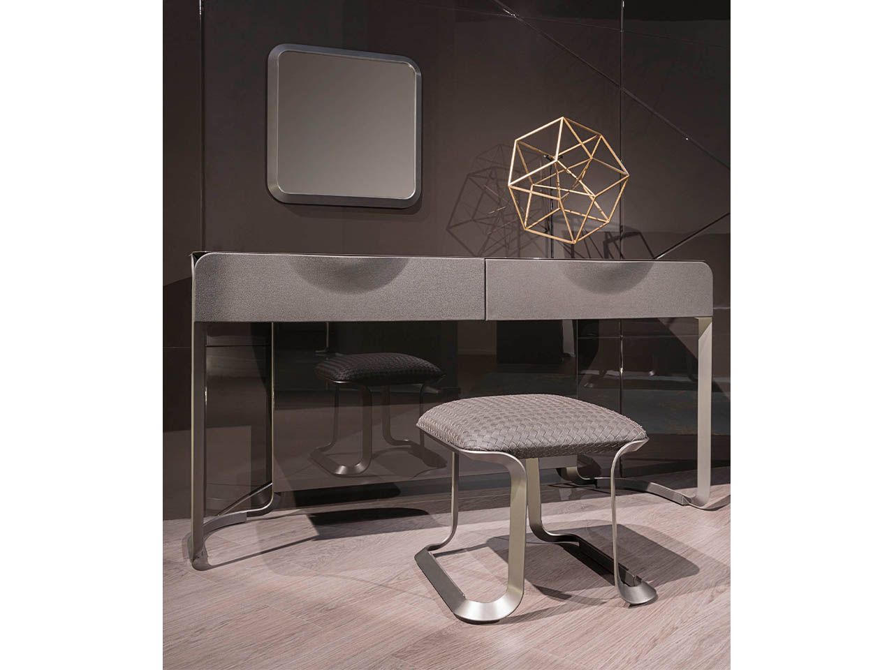 Низкий стул с мягким сиденьем Turri Милан ARCH-00020100 - Вид №1