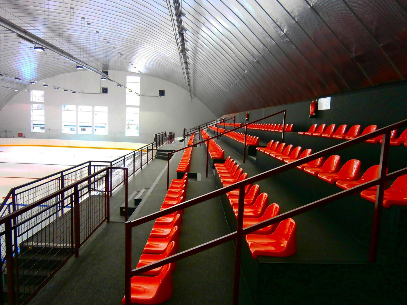 10.5.850B Рулонное резиновое покрытие Alegria Black  - Вид №9