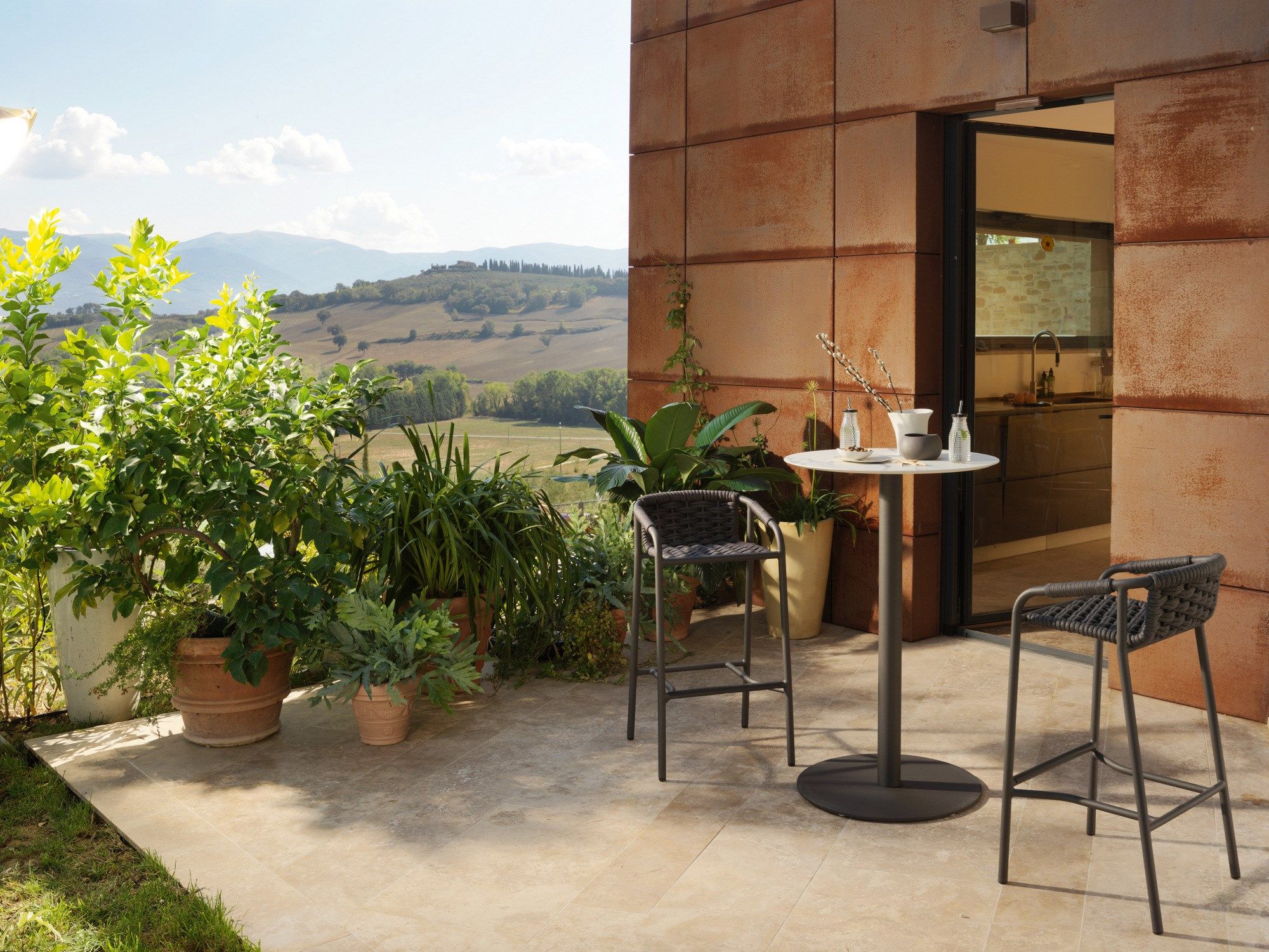 Высокий садовый стул с подставкой для ног Roberti Капри ARCH-00049705 - Вид №1