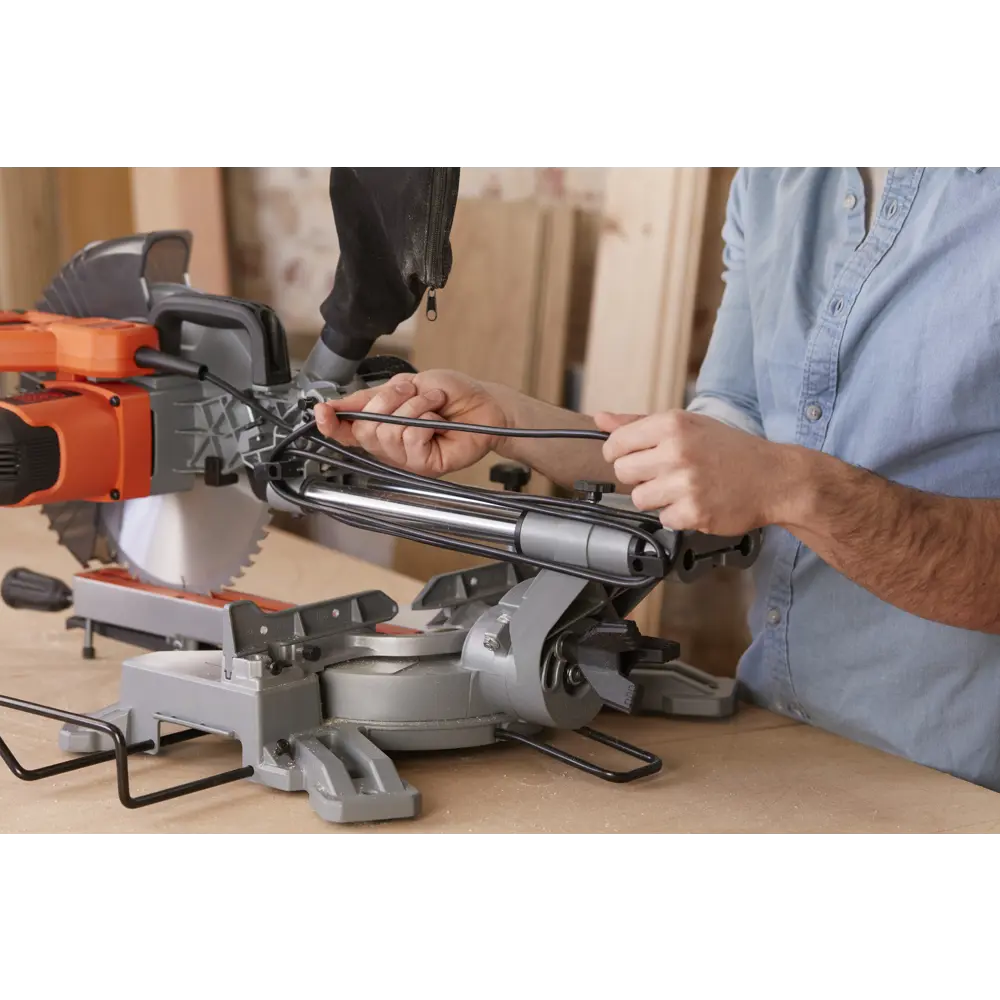 Пила торцовочная Black&Decker BES700-QS, 1600 Вт, 216 мм BLACK + DECKER STLM-2057901 - Вид №8