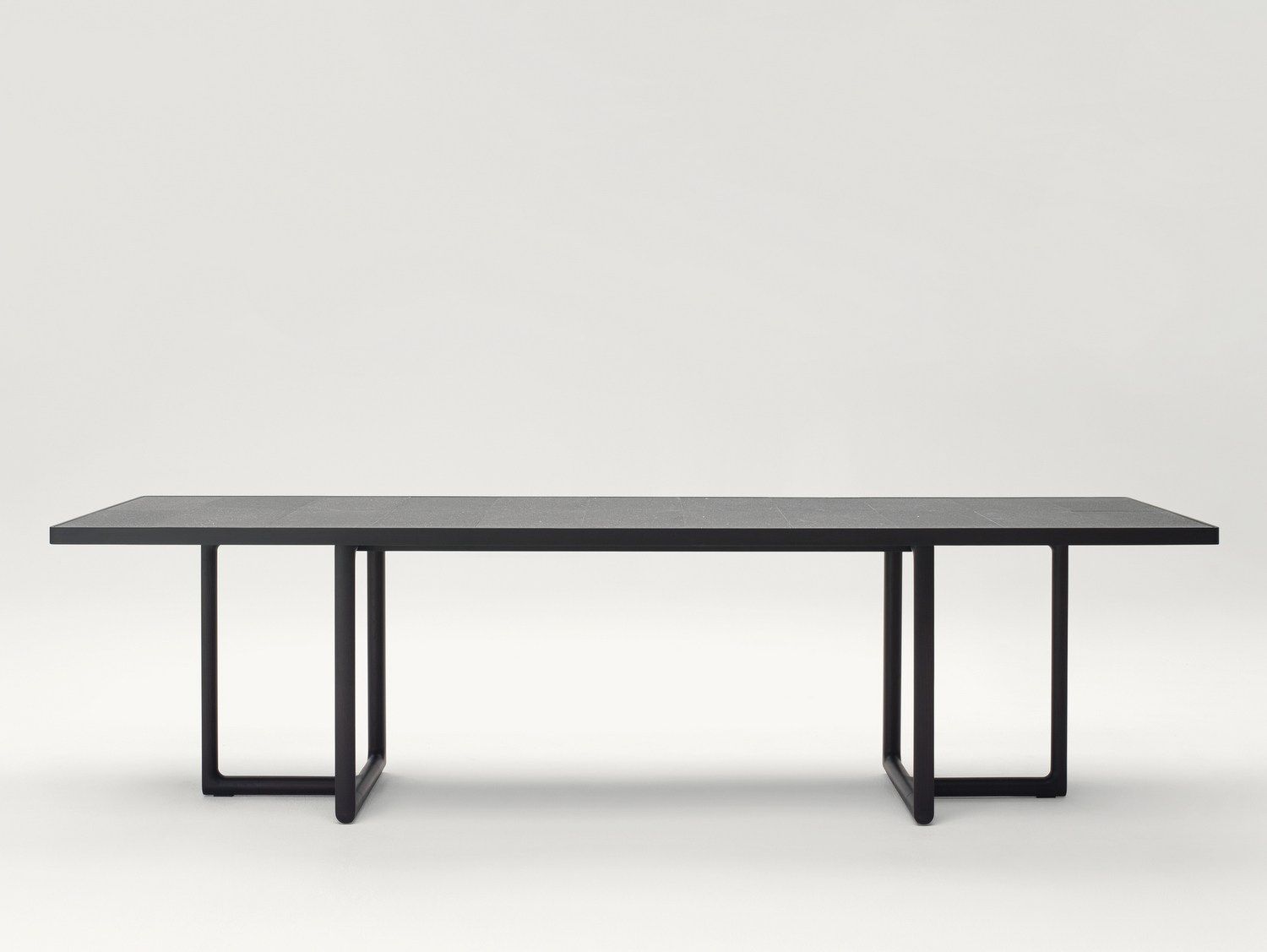 Садовый стол с натуральным лавовым верхом Paola Lenti ARCH-00068492 - Вид №1