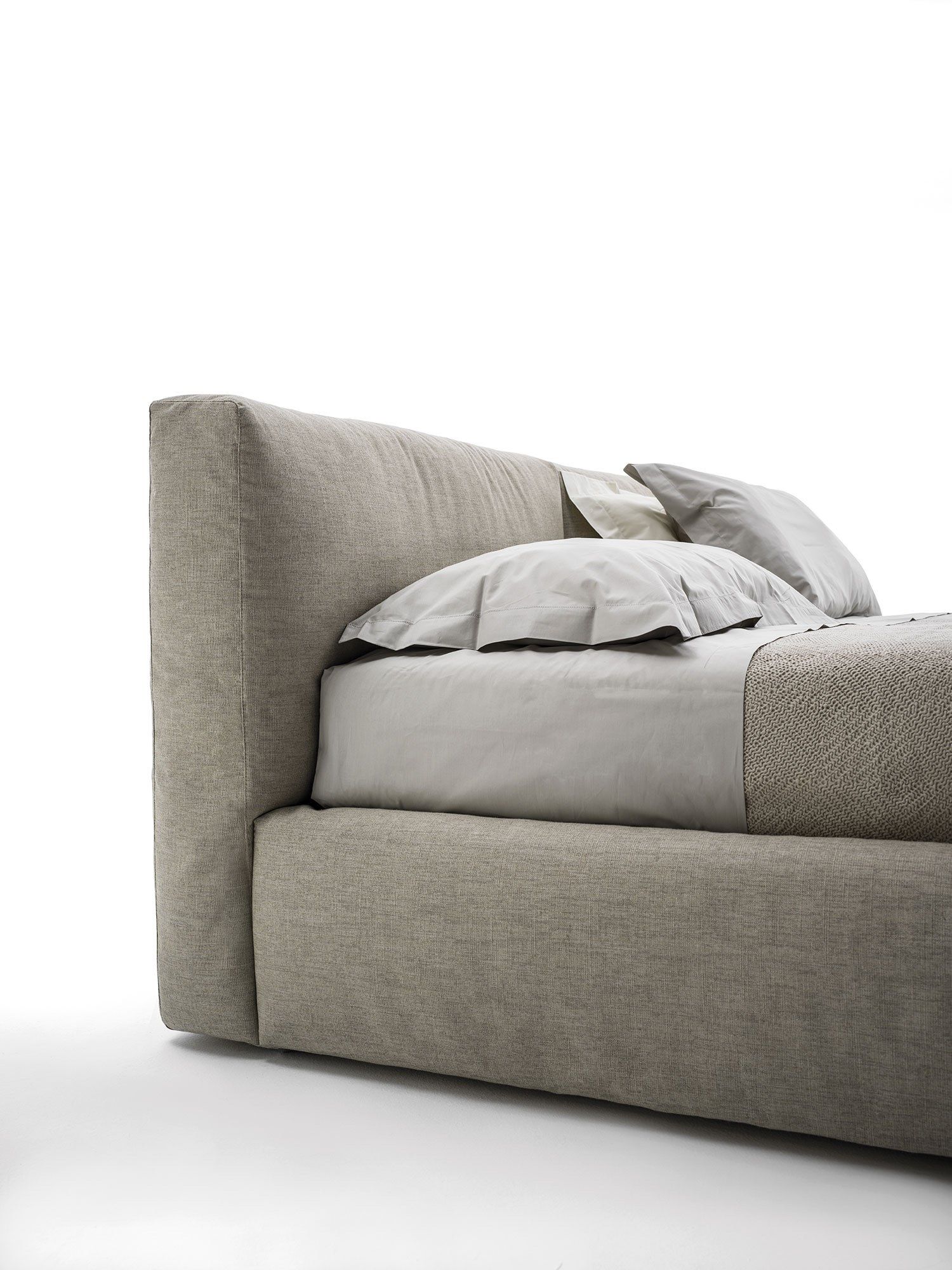 Тканевая кровать с мягким изголовьем Frigerio Купер ARCH-00023815 - Вид №3