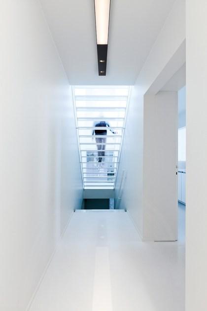 Modular Lighting Instruments Потолочный линейный световой профиль sun-id-1449109 - Вид №2