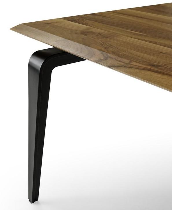 Ligne Roset Прямоугольный стол из ореха  005hew8n-0050w47n  - Вид №1