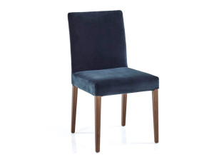 Тканевый стул