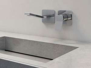 Настенный однорычажный смеситель для раковины