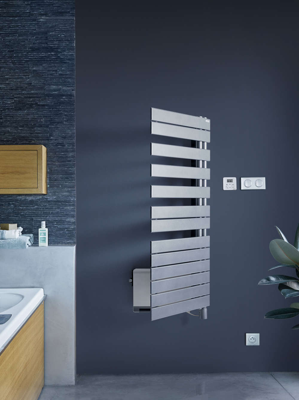 Электрический радиатор TXCR100-055IFS Régate Twist +Air, pivot à droite (Avec soufflant) Acova 1745  - Вид №1