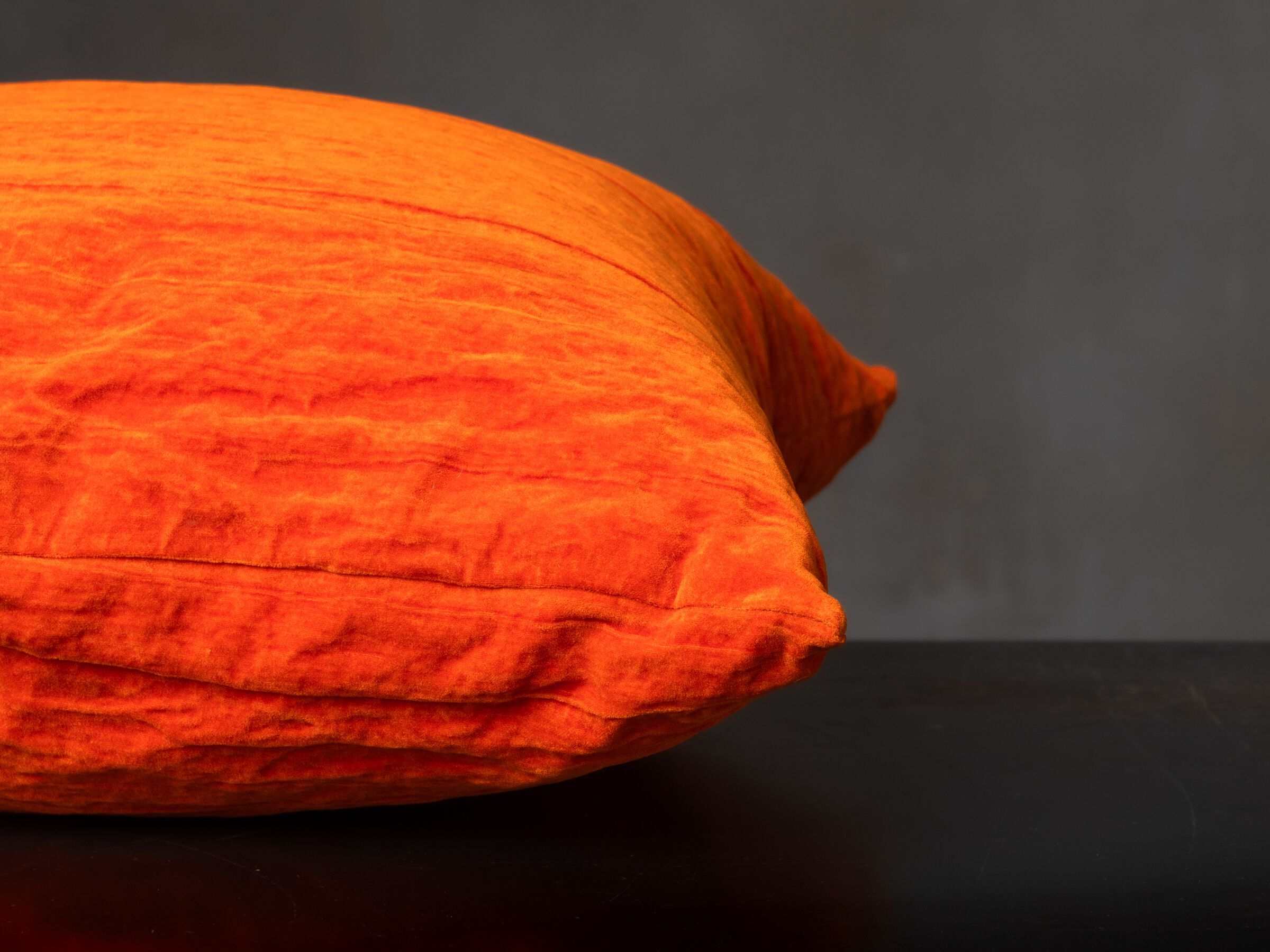 Бархатная квадратная подушка The House of Lyria EMMELIA ARCH-00076903 - Вид №2