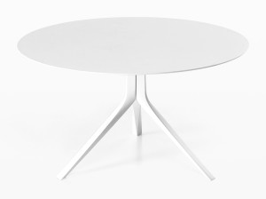 Круглый стол из литого алюминия