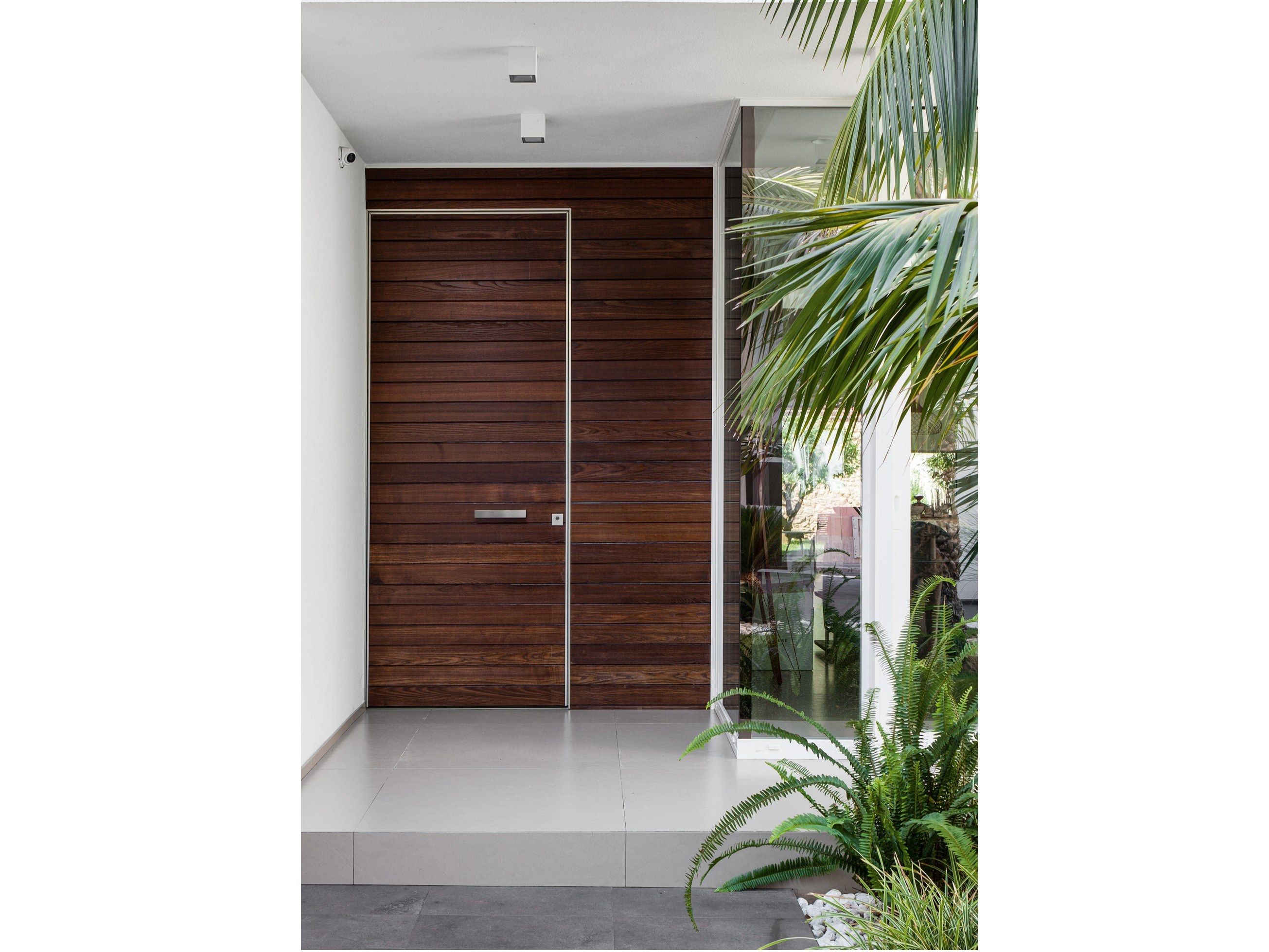 Бронированная входная дверь с тиковым покрытием Oikos Tekno ARCH-00110250