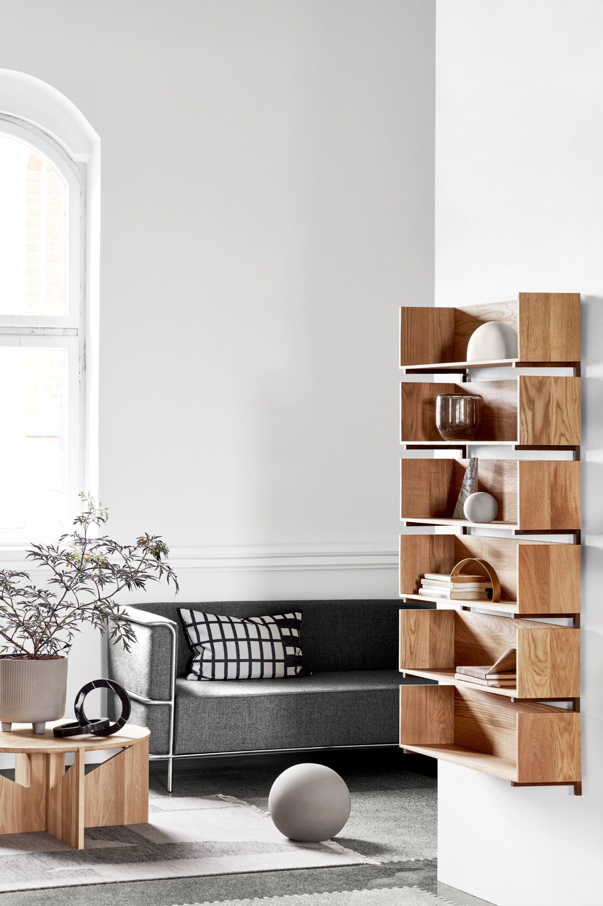 Круглый деревянный журнальный столик In Stock Кристина плотина ARCH-00030370 - Вид №1