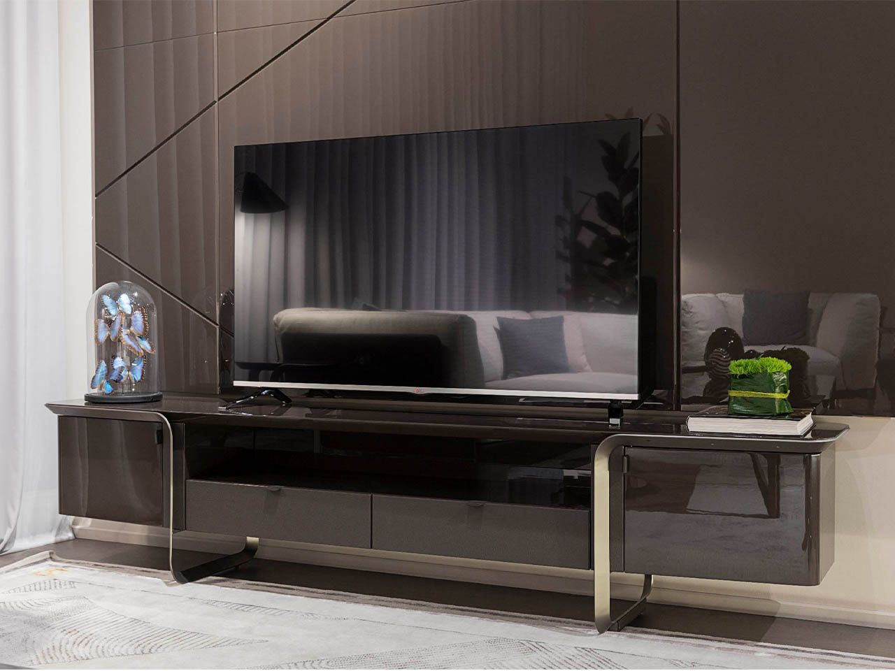 Шкаф для телевизора с распашными дверцами Turri Милан ARCH-00035463 - Вид №1