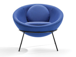 Кресло из кожи или ткани