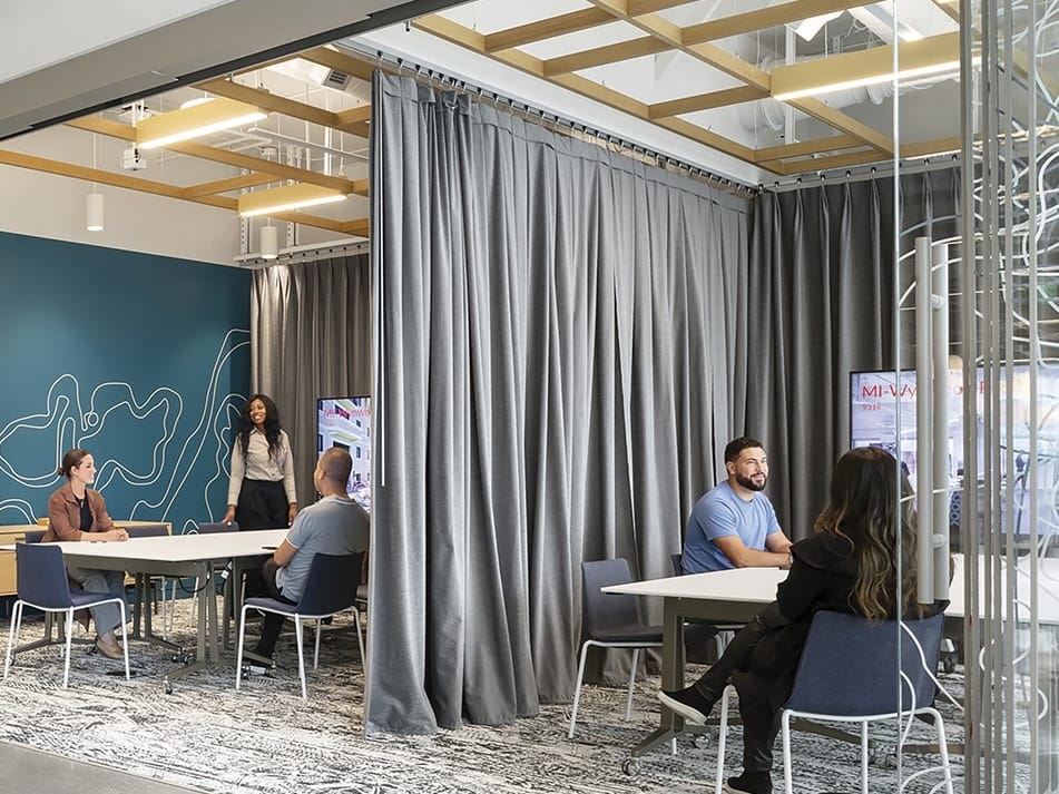 Акустическая ткань сплошной цвет букле ткань Caimi Brevetti SNOWCURTAINS ARCH-00060405