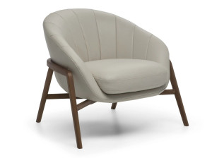 Кожаное кресло