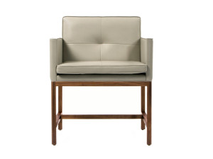 Кожаный мягкий стул с подлокотниками