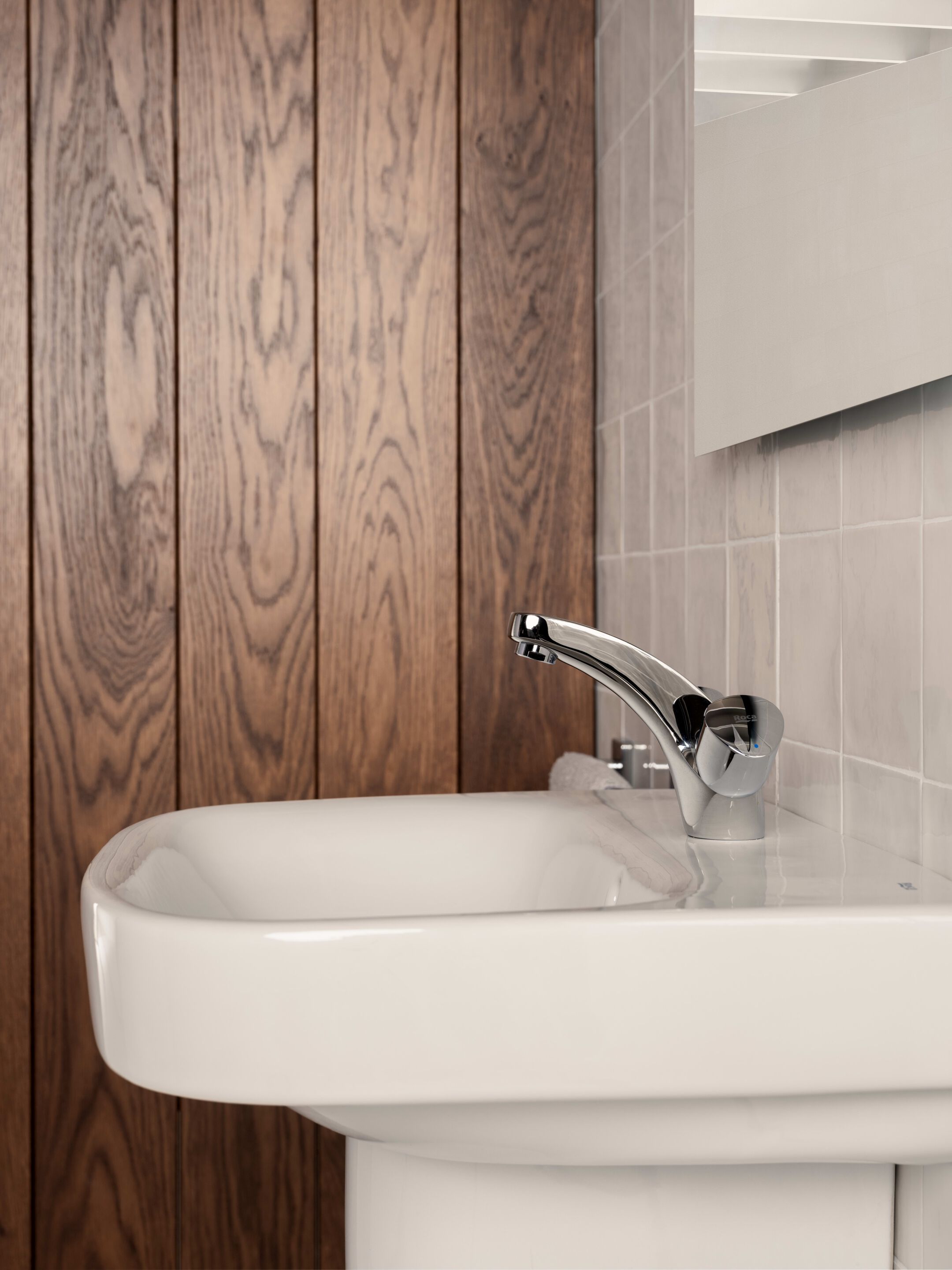 Смеситель для раковины без слива с отдельными розетками Roca Brava ARCH-00108674 - Вид №1