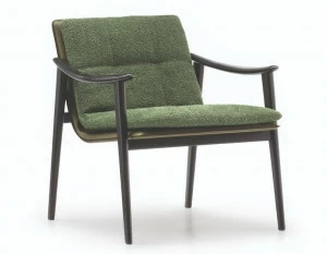 Minotti Маленькое кожаное кресло со встроенной тканевой подушкой Fynn