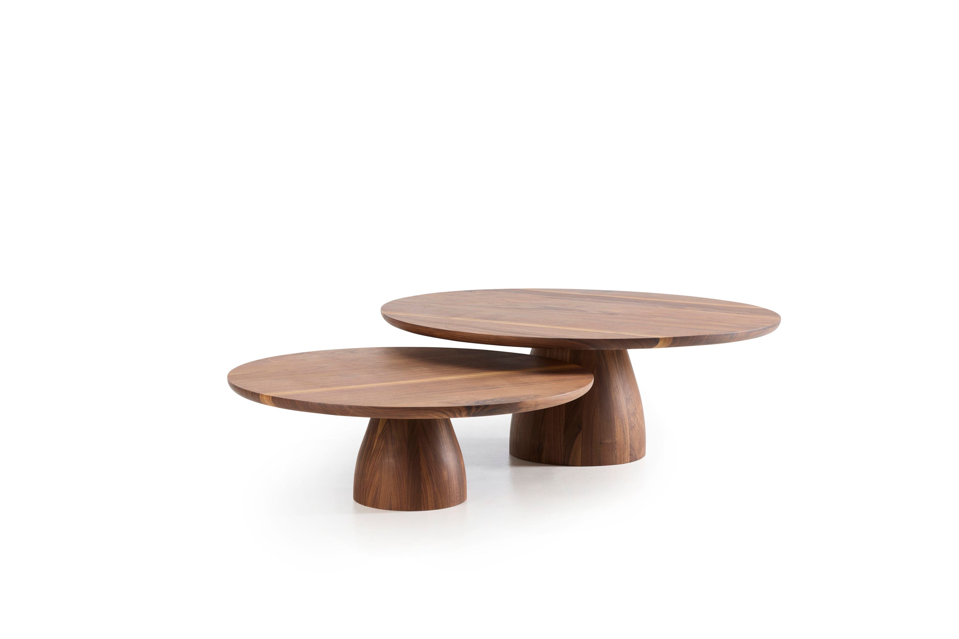 Круглый журнальный столик из грецкого ореха Collett & Victor Nova ARCH-00098257 - Вид №1