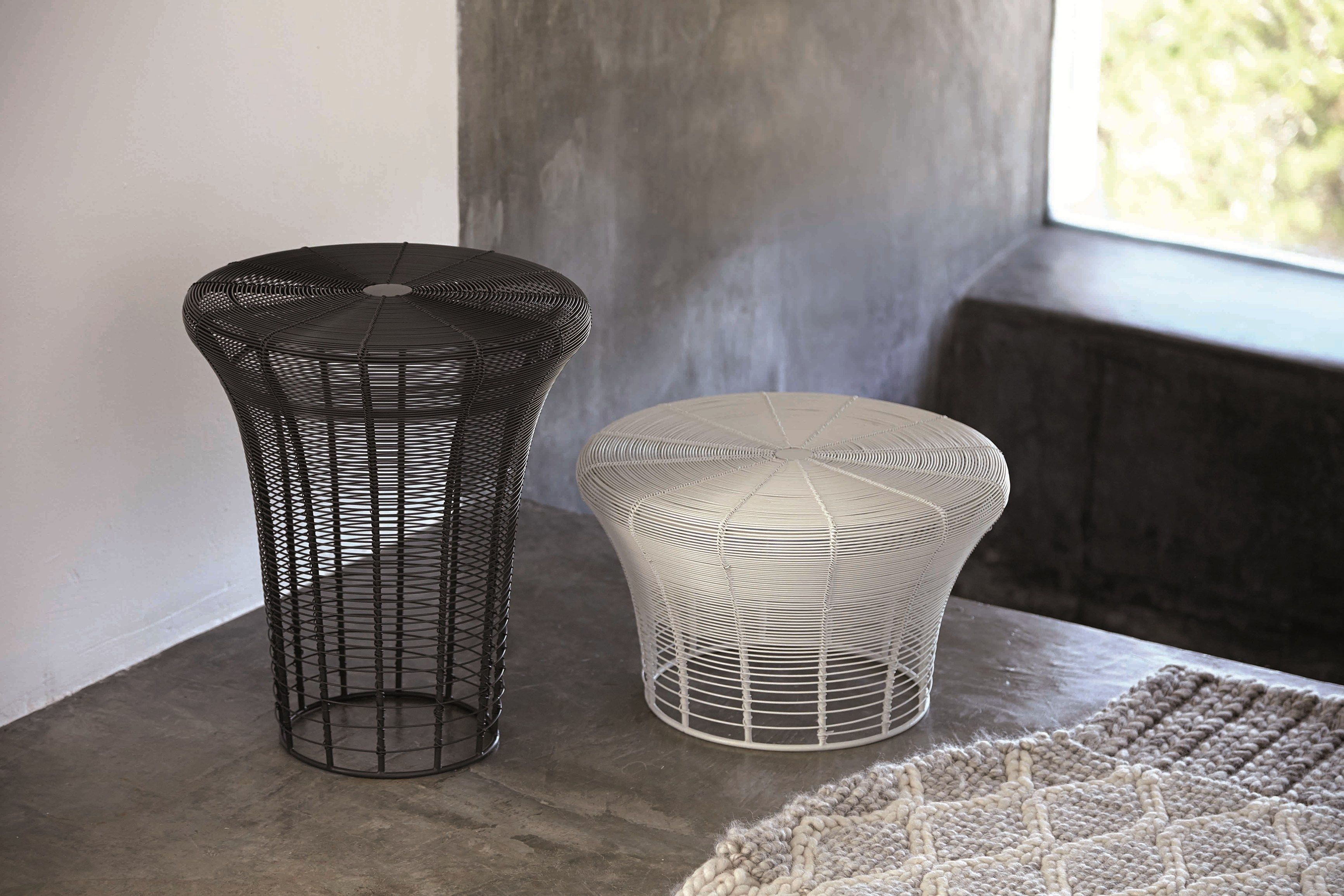 Железный круглый низкий журнальный столик GAN ARCH-00135191 - Вид №2