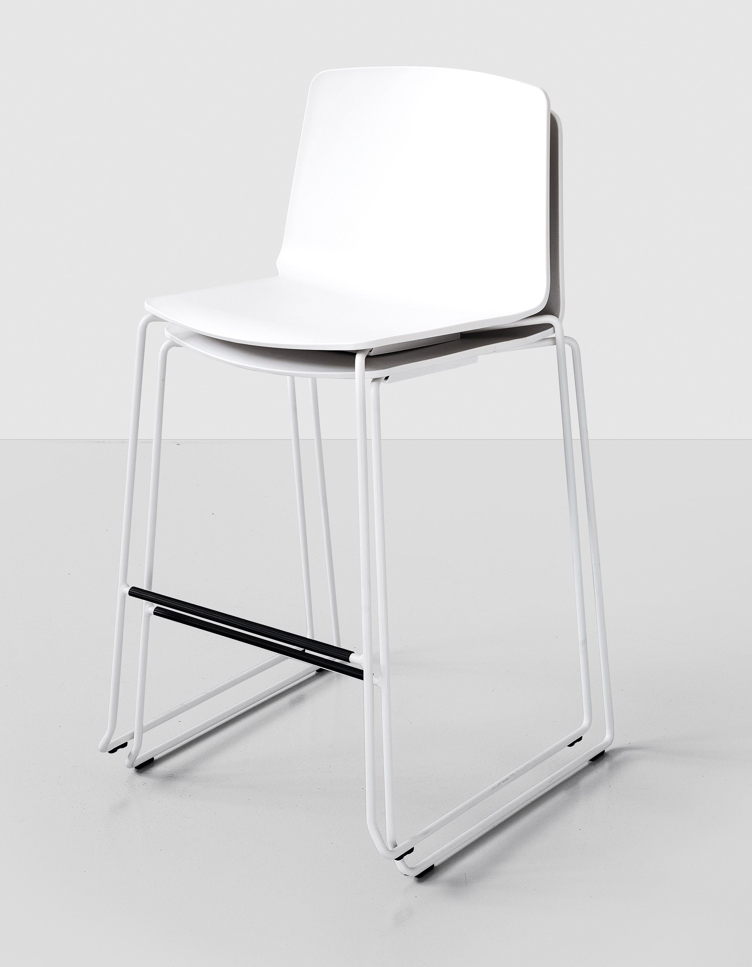 Высокий садовый стул со спинкой Kristalia рама ARCH-00051828 - Вид №1