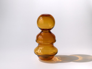 Ваза из дутого стекла