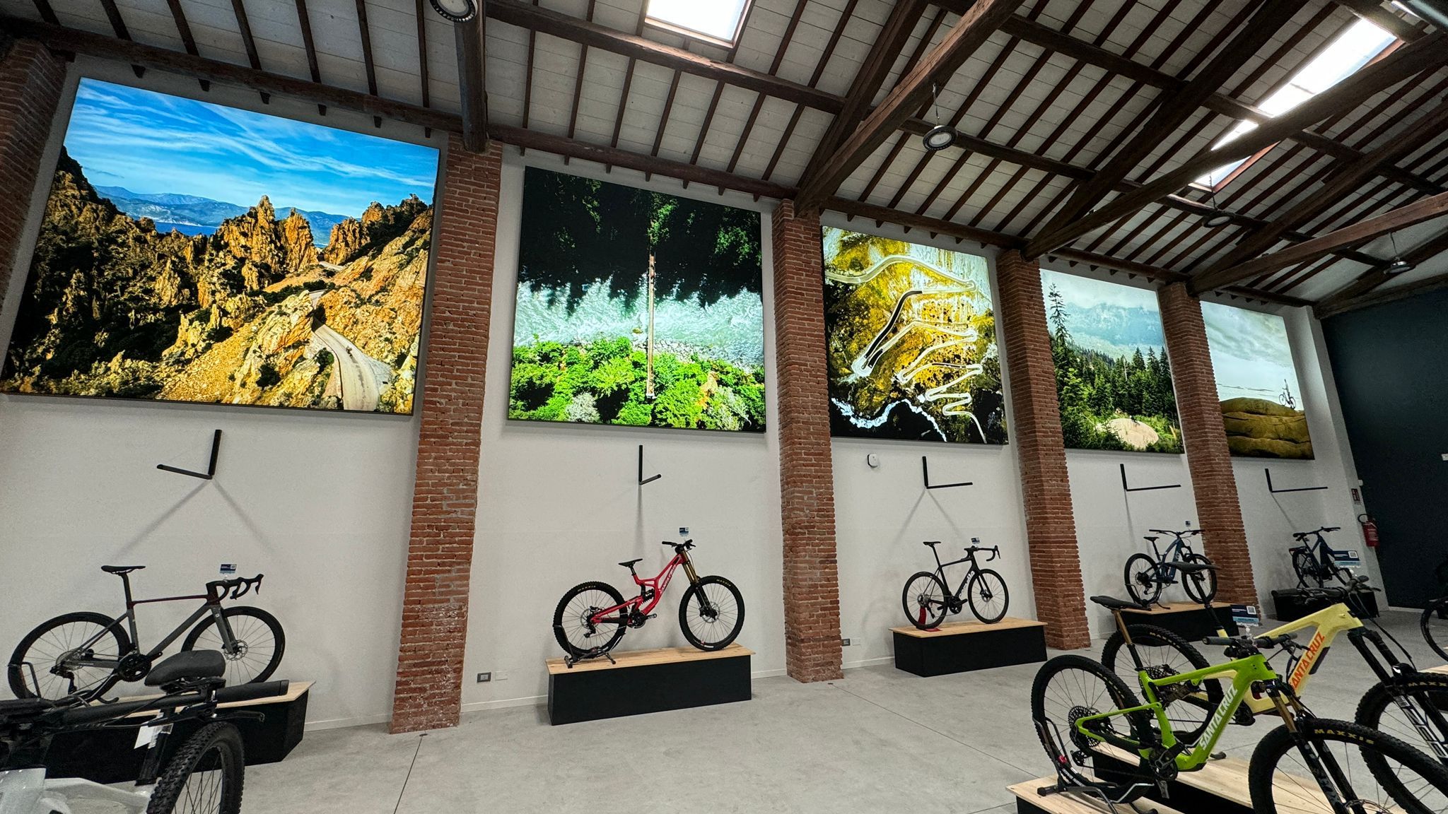 Печатная ткань с подсветкой стены с алюминиевой рамой ABS Group LED LIGHTBOX ARCH-00077001 - Вид №4