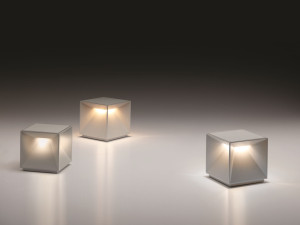 Светодиодная настольная лампа из литого алюминия с USB-зарядкой