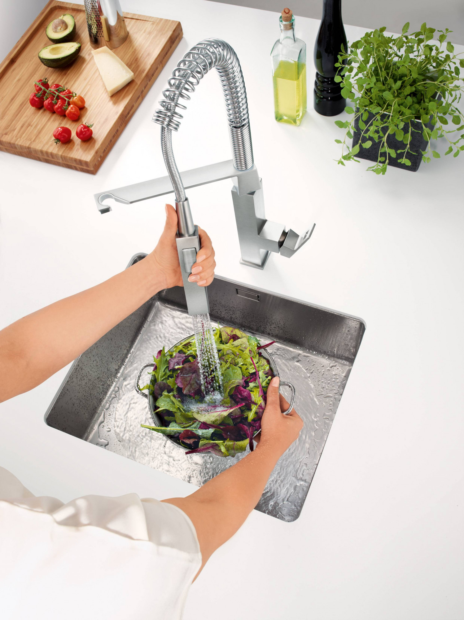 Смеситель для кухни GROHE Eurocube профессиональный, суперсталь (31395DC0)