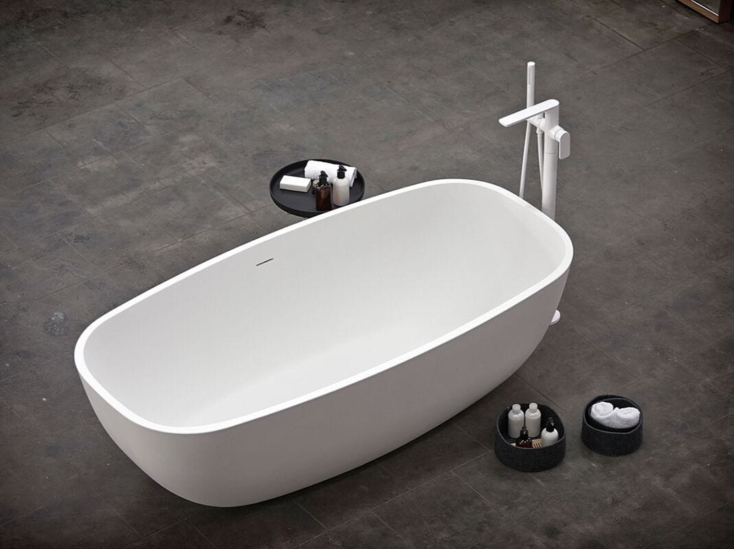 Прямоугольная ванна в центре комнаты Inbani Temple ARCH-00110581 - Вид №3