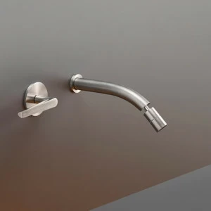 Настенный прогрессивный смеситель с регулируемым носиком L. 170 мм  FLG08 CEADESIGN