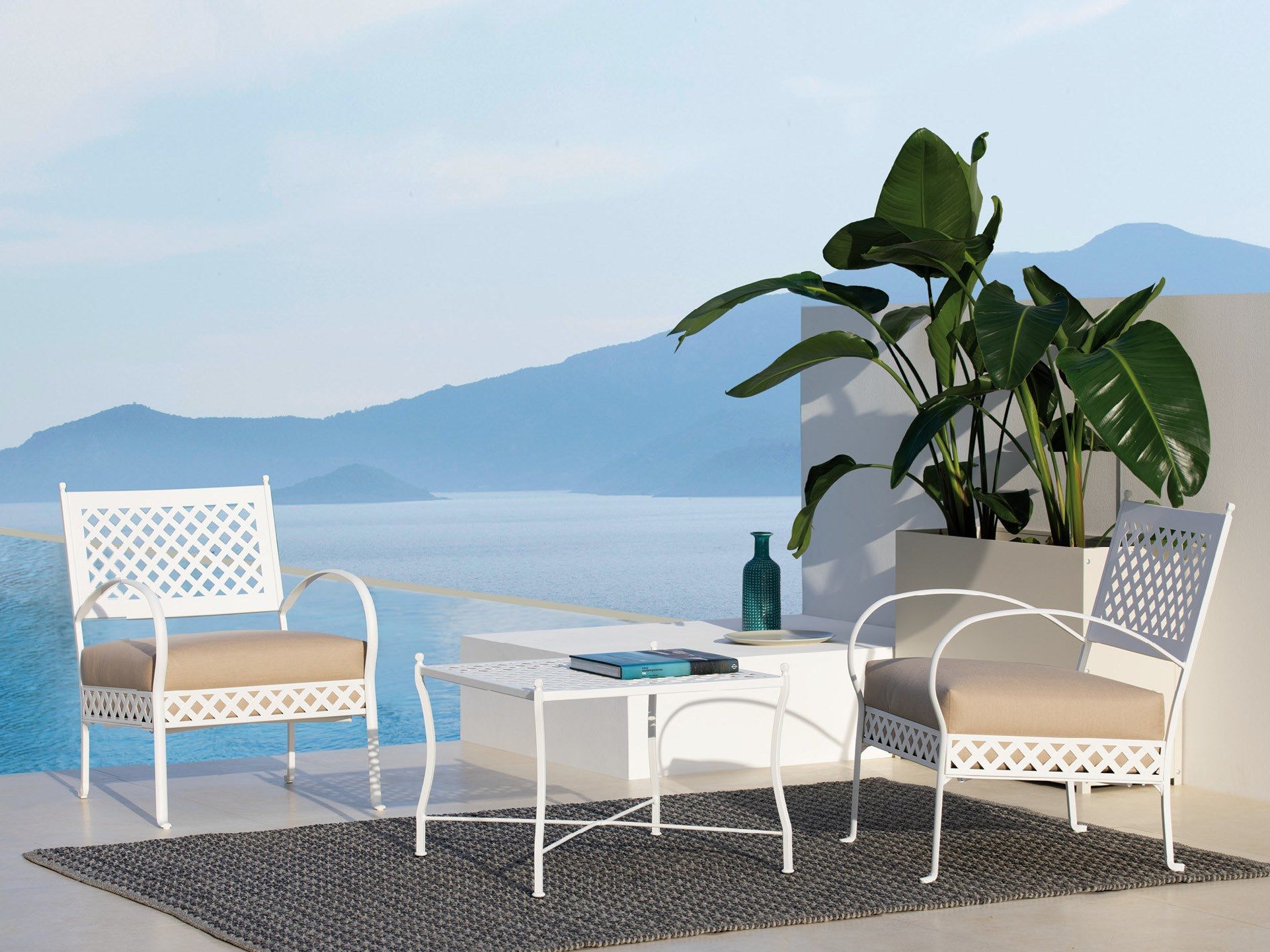 Низкий металлический журнальный столик Vermobil Springtime ARCH-00146455 - Вид №1