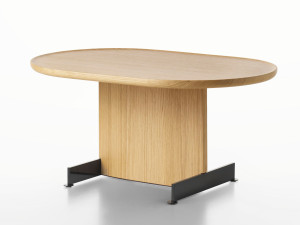 Деревянный журнальный столик