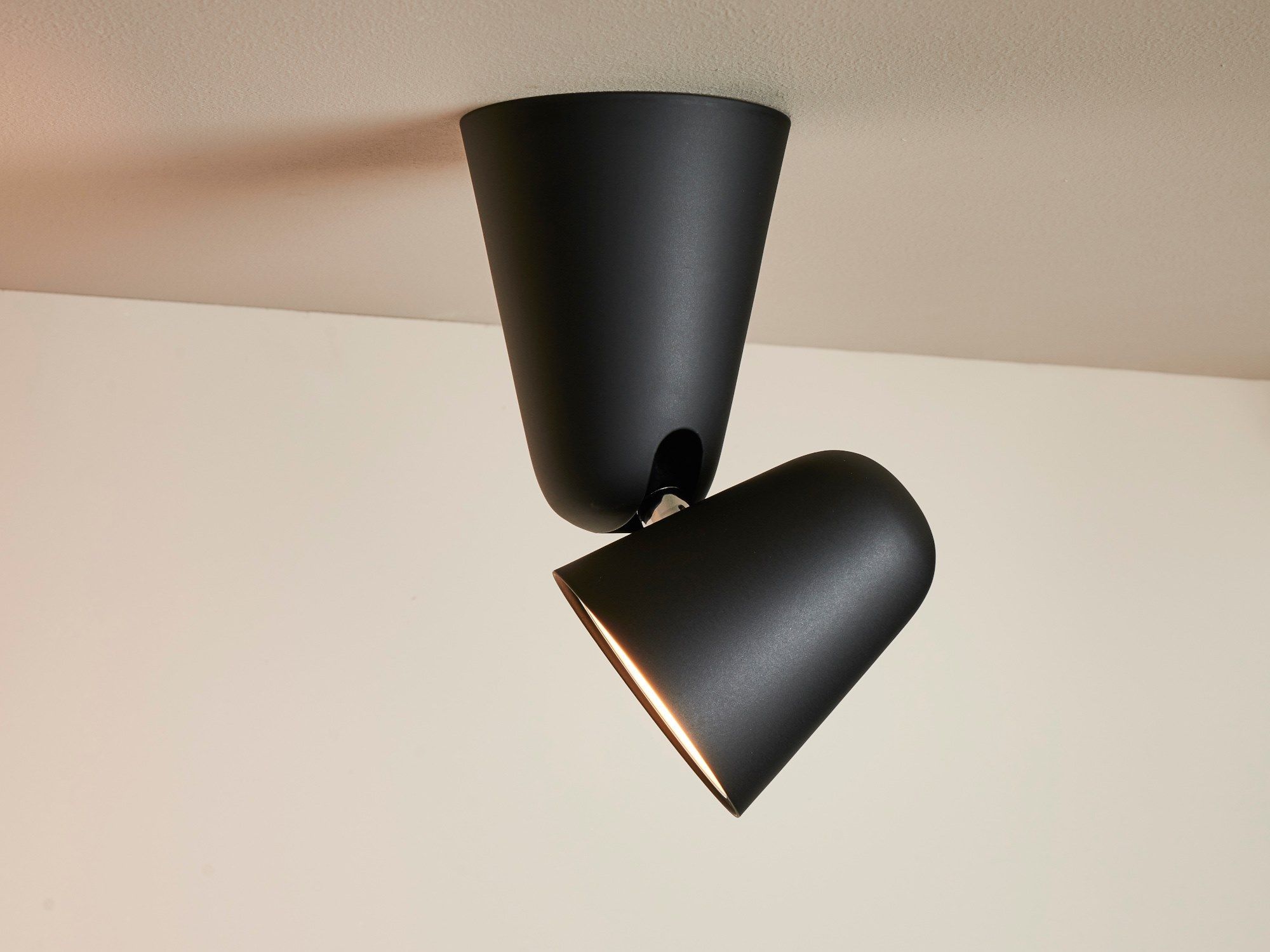 Регулируемый светодиодный настенный светильник Formagenda Peppone ARCH-00065868 - Вид №3