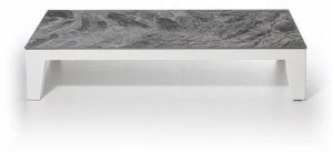 Gervasoni Низкий стол из керамогранита Gervasoni outdoor