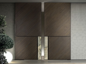 Деревянная дверь