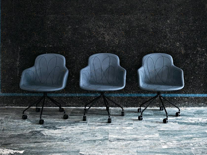 Tacchini Офисный стул с подлокотниками на колесиках Doodle sun-id-1486712