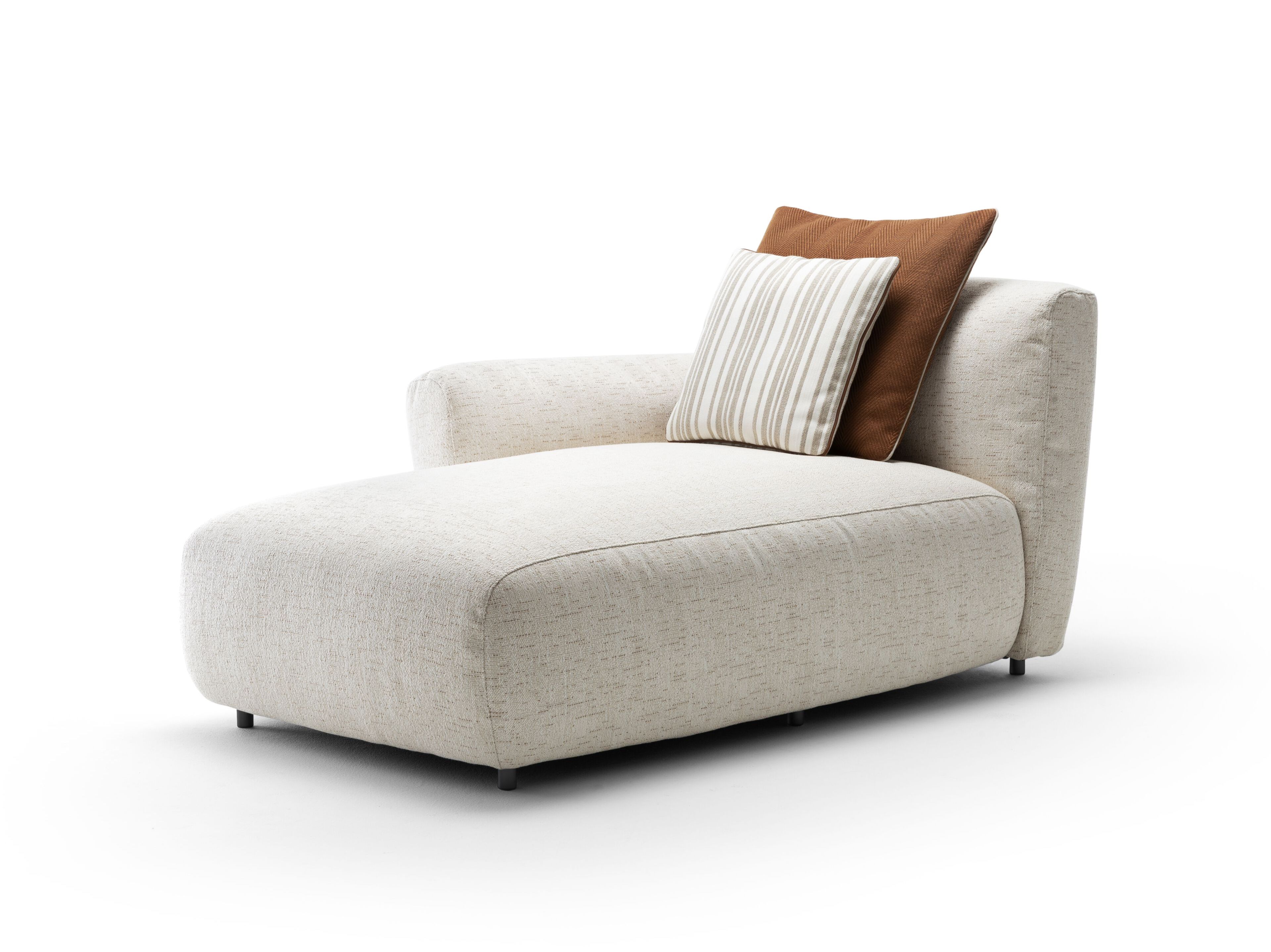 Тканевый модульный садовый диван Exteta Loro Piana Interiors, Стулья Delight от Exteta ARCH-00088589 - Вид №1