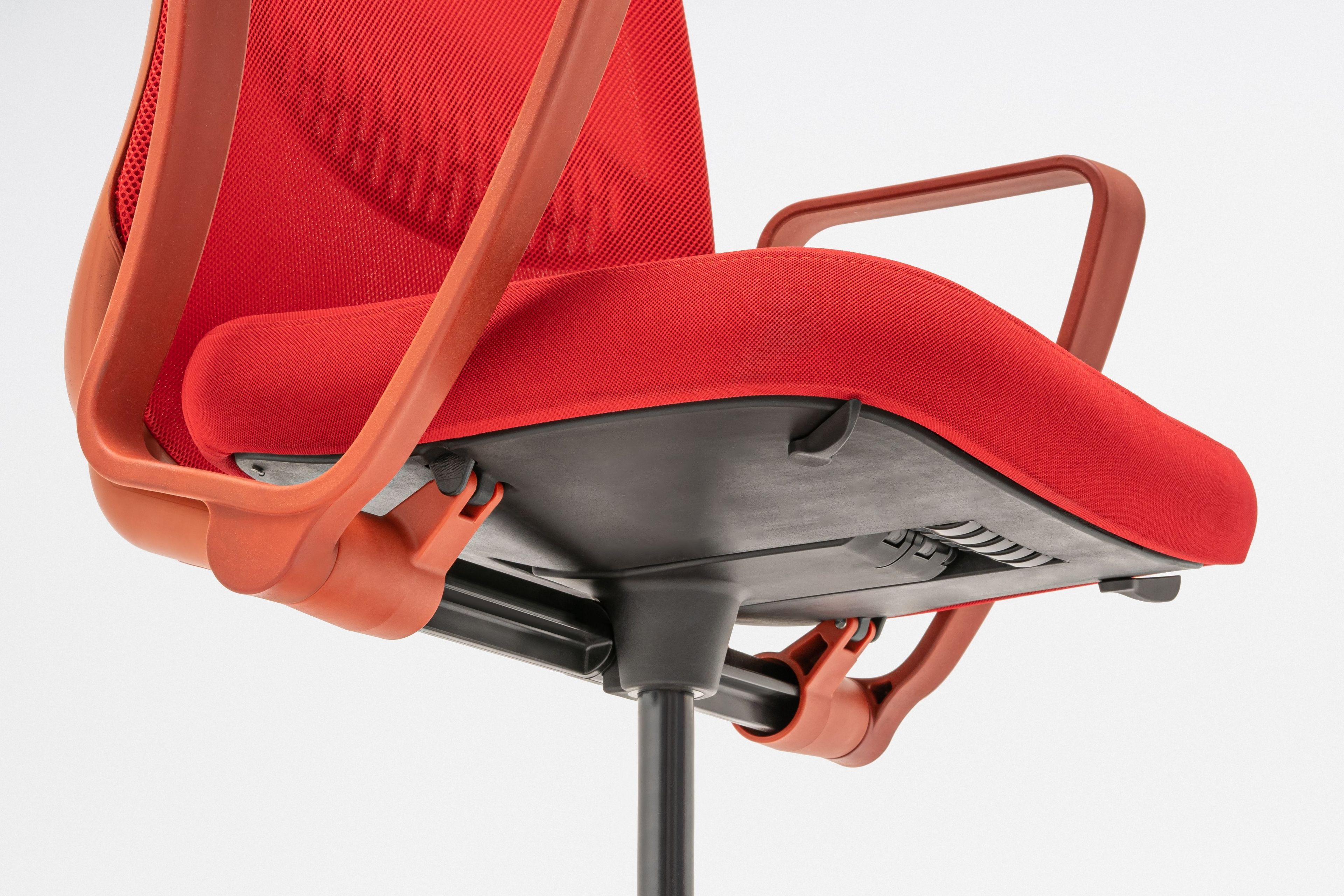 Тканевый поворотный офисный стул с подголовником MDD HI DRIVE ARCH-00116456 - Вид №13