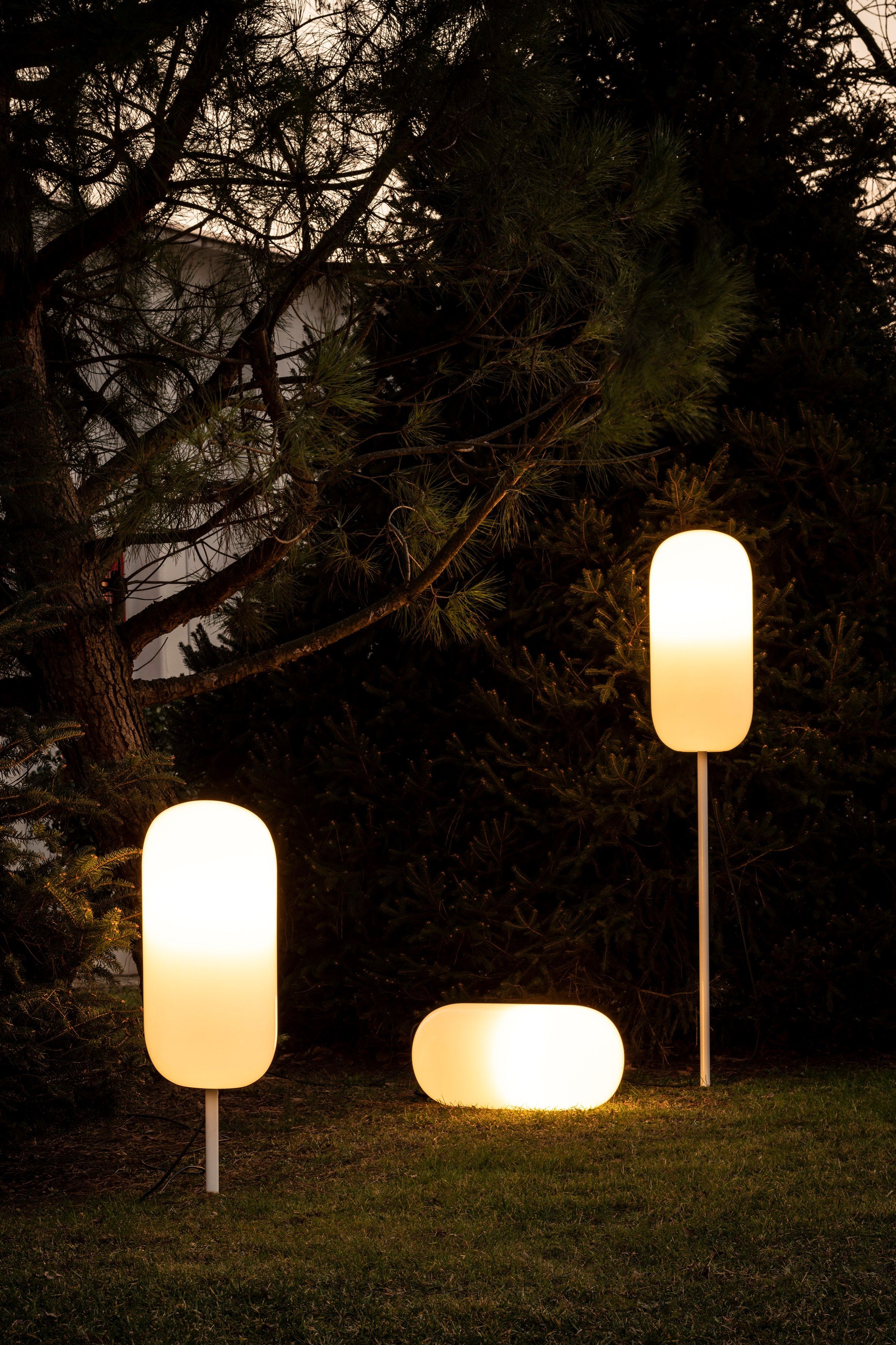 Пластиковая напольная лампа Artemide Gople Outdoor ARCH-00063359 - Вид №1