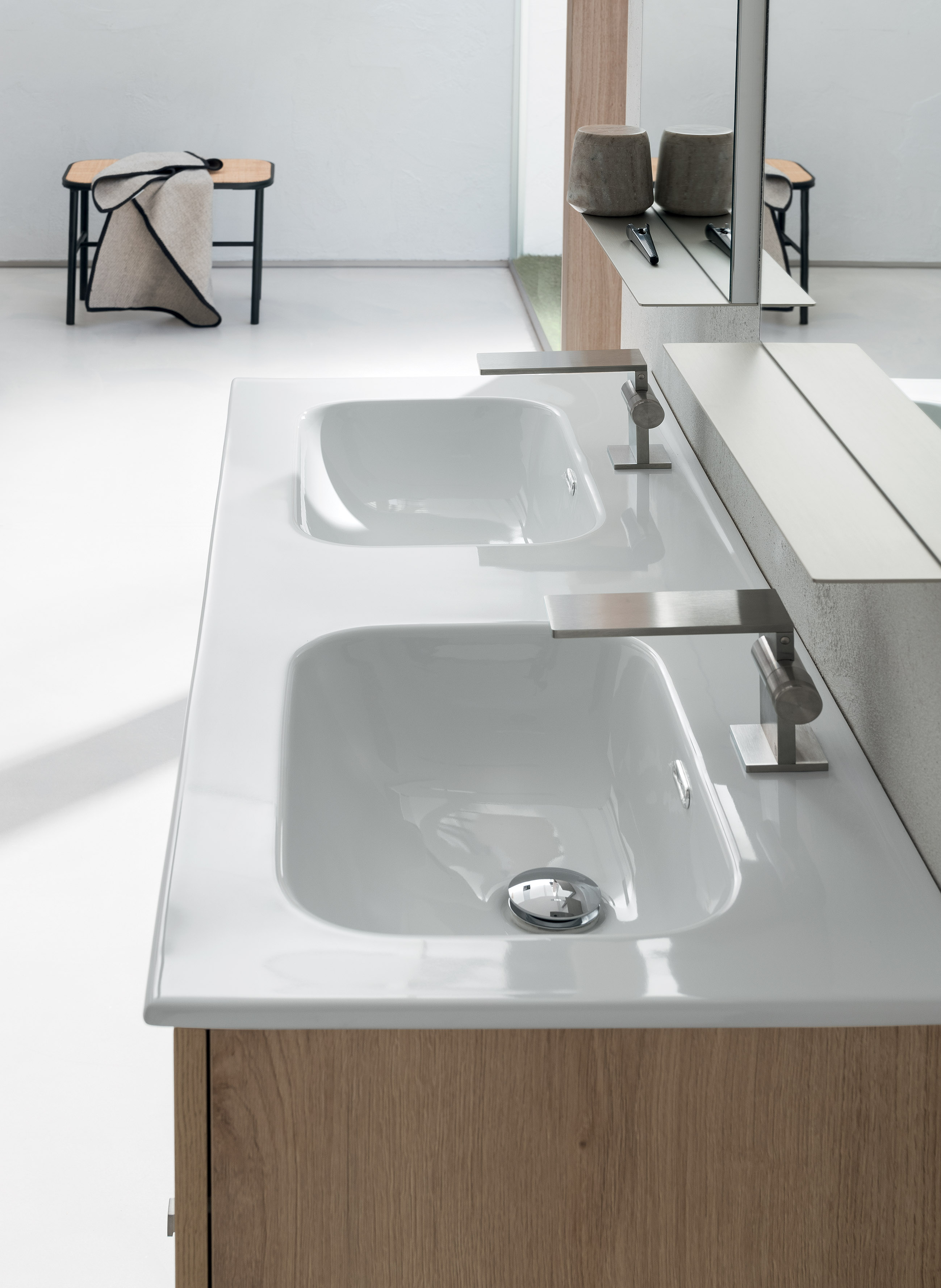 BD024 Compabit B201 2021  - Вид №1