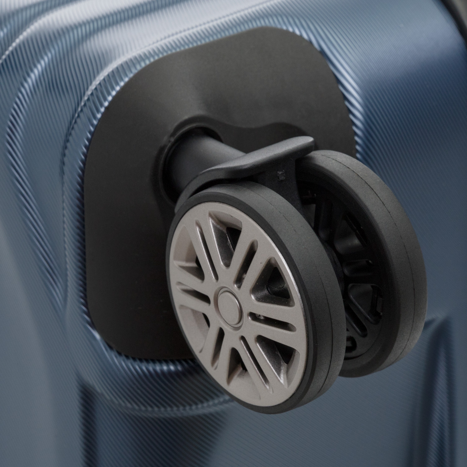 3869821 12 Чемодан 3869821 L Delsey Meteor Météor - Вид №5