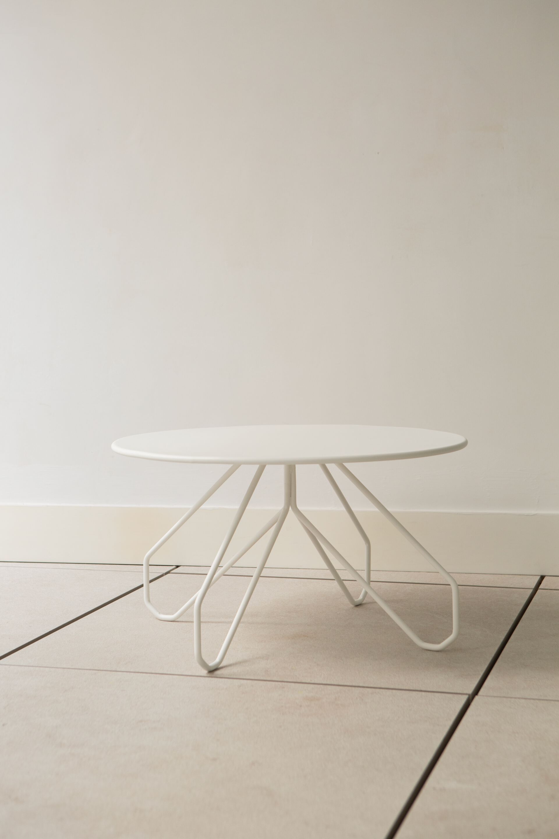 Круглый стол для сада с порошковым покрытием iSimar Мартини ARCH-00026391 - Вид №4