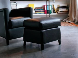 Verzelloni Съемный кожаный пуф Calvino