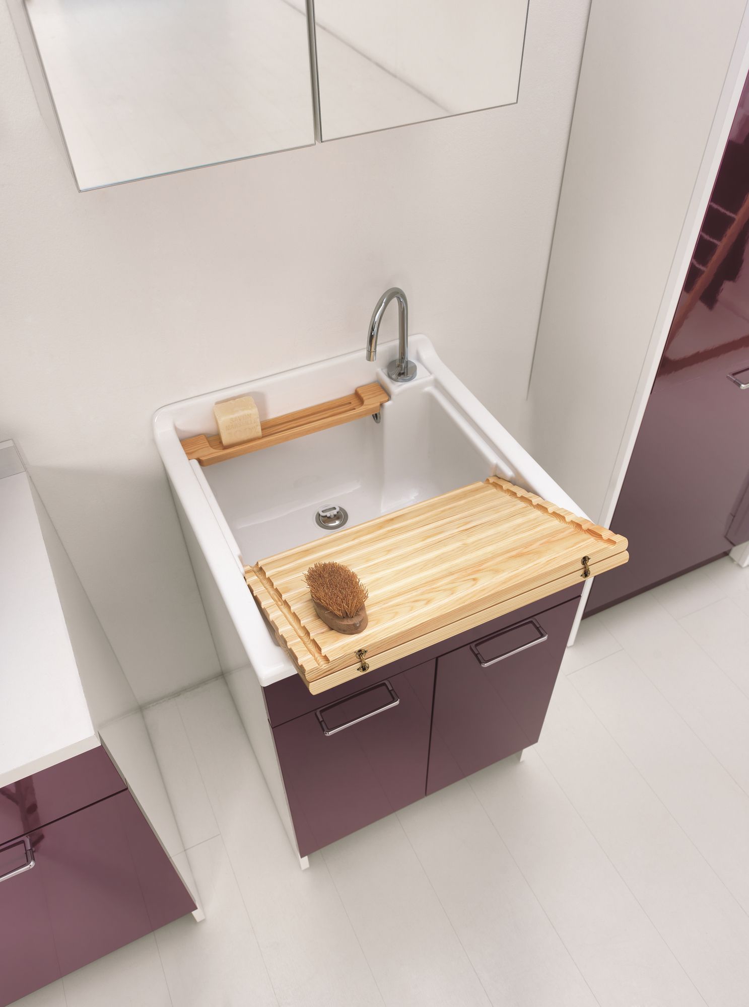 Шкаф для белья из ДСП с распашными дверцами COLAVENE Swash ARCH-00088164 - Вид №11