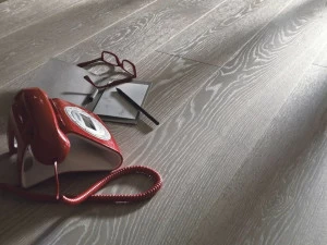 Alma by Giorio 2-х слойный брашированный дубовый паркет Doghe