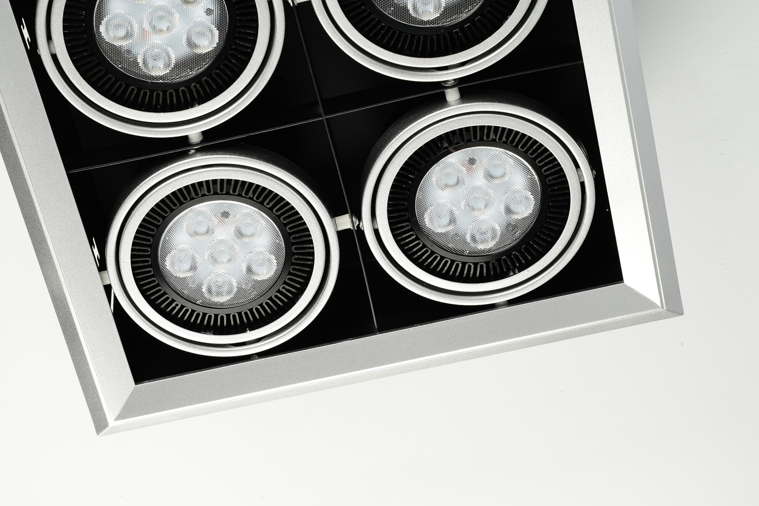 2000000016313 Встраиваемый потолочный светильник 4 ELECTRORETRO Grille Lamp  - Вид №2